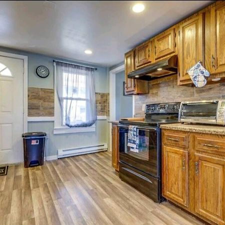 Comfortable Home Away From Home East Hartford Bagian luar foto